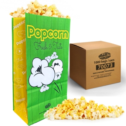 Green popcorn bag 3oz with flat bottom and popcorn